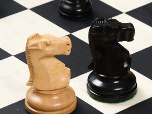 Reproducción de Lujo de los Piezas de Ajedrez Fischer Spassky Staunton en Ébano y Madera de Boj, Rey de 3.7 cm al Mejor Precio - Product Image 6