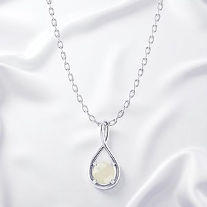 Nouvelle Arrivée Poire Forme Facettes Blanc Pierre De Lune Pendentif Collier avec 18 Pouces Chaîne En Argent Sterling En Gros Bijoux De Mode - Product Image 1