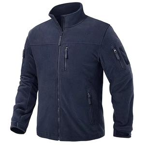 Logo personnalisé de haute qualité Polyester Spandex léger fermeture éclair imperméable hiver polaire doublé hommes Softshell coupe-vent veste - Product Image 3