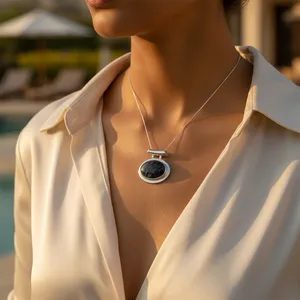 Pendentif en argent 925 avec pierre de kyanite, charme pour femmes à porter au quotidien, pour les fêtes et les cadeaux, avec diamant et zircon - Product Image 3