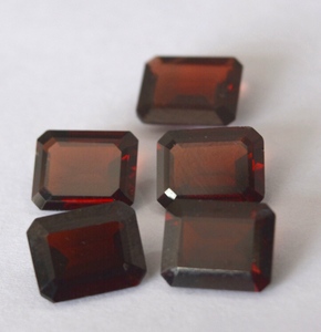 โกเมนธรรมชาติขนาดแปดเหลี่ยม3X5มม.-พลอยโกเมนสีแดงหลวมคุณภาพสูง - Product Image 4