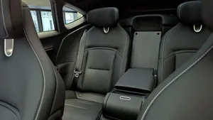 2025 AVAAE-TR 12 Faible kilométrage Automatique Toit ouvrant panoramique Feux LED Feux de jour LED 6 places Prêt à être expédié - Product Image 3