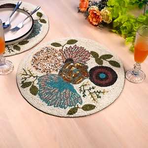 Posavasos Bohemios Vintage con Forma de Flor, Hechos a Mano, 36x36cm, Ecológicos, con Reverso de Satén, Versátiles para Mesa de Comedor y Cocina - Product Image 4