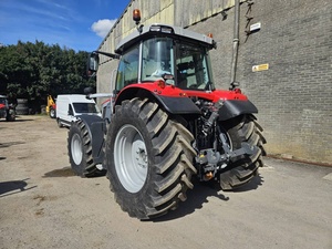 Tractor Agrícola Massey Ferguson de 90HP con Tracción en las 4 Ruedas, Transmisión por Engranajes, Motor, Caja de Cambios, Rodamientos y Componentes Principales con Garantía de 3 Años - Product Image 2