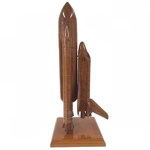 Modelo de Cohete Espacial de Madera a Escala Completa de Fábrica en Vietnam/Madera Maciza de Caoba, Modelos de Cohetes Espaciales de la NASA - Product Image 4
