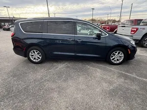 Chrysler Pacifica Touring-L d'occasion 2021 - Product Image 5