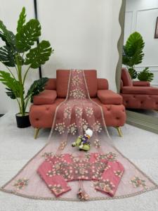 เสื้อเบลาส์ผ้านิ่มและซับในสุดสวยเหมาะสำหรับใส่ไปร่วมงานเทศกาลเสื้อเบลาส์ดีไซน์เนอร์ใส่ทำงานและเข้าชุด - Product Image 3