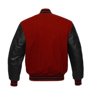 Chaqueta universitaria bomber roja con mangas negras, chaqueta Letterman con mangas de cuero, chaqueta universitaria de cuero personalizada - Product Image 3