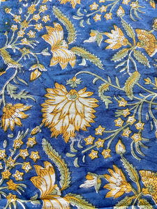 Tela de Algodón Estampada a Mano con Diseño Floral Mughal en Azul Real y Amarillo Mostaza - Product Image 3