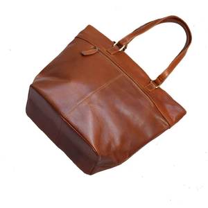 Sac à main pour femme en cuir rétro personnalisé OEM, fermeture éclair, sac à main de créateur, doublure en polyester, portable, deux sangles, dos souple, 1-1,9 L - Product Image 3