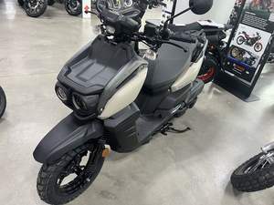 Meilleure Offre Nouvelles Motos Scooter Zumas 125cc - Prêtes à l'Exportation - Product Image 3