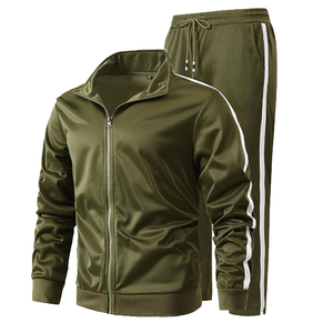 Ensemble de jogging à capuche en polaire pour homme de couleur unie avec écran DTF DTG et impression numérique par sublimation - Product Image 3