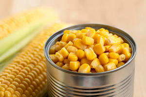 HALAL CERTIFIED CANNED SWEET CORN WHOLE KERNEL IN <b>LIGHT</b> SYRUP - Product Image 3
