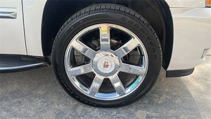 Offre exceptionnelle : Cadillac Escalade EXTLuxury 4x4 d'occasion - Prêt à être expédié - Product Image 4