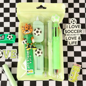 Ensemble de papeterie scolaire en plastique sculpté, pratique, sur le thème du football US-Canada-Mexique, personnalisable, en stock, fournitures scolaires, souvenirs - Product Image 5