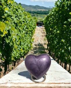 Hermosas Urnas de Cremación Azul Océano con Acabado Azul Sereno de Aluminio, Urna con Palomas Voladoras - Product Image 4