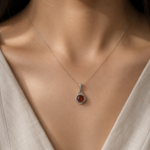 Colgante Vintage con Forma de Estrella de Turmalina Chapado en Oro con Detalles de Diamantes - Product Image 5