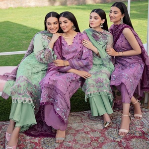 Haute qualité dames 3 pièces pakistanais brodé imprimé pelouse chemise Dupatta pantalon costumes coton non cousu/cousu disponible - Product Image 2