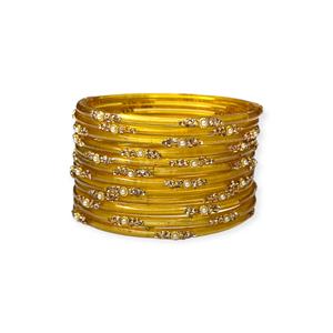 Conjunto de Brazaletes Elegantes y Modernos Chapados en Oro con Perlas de Vidrio Amarillo Dorado y Corte Esmeralda, Joyería Tradicional India para Bodas - Product Image 2