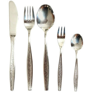 Argenterie personnalisée bon marché en gros couteau fourchette cuillère argent poli ensemble de couverts en acier inoxydable de haute qualité pour ustensiles de cuisine - Product Image 1