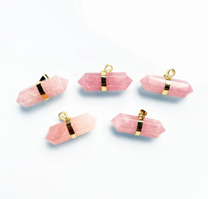 Colgante de punto de doble terminación de cuarzo rosa de cristal natural con cadena de collar de punto de piedra preciosa de cristal Rosa galvanizada en oro - Product Image 2