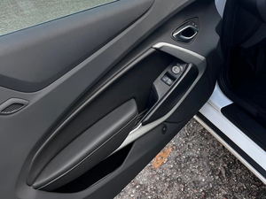 Coupé Deportivo 2024 Asequible, Limpio, Automático de 10 Velocidades, 6.ª Generación, Vehículo de Alto Rendimiento en Buenas Condiciones - Product Image 4