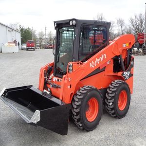 Bon état 2025 Kubota SSV75 Skid Steer - Product Image 1