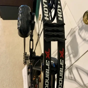 Meilleures ventes : Achetez 5, obtenez 2 gratuits – Arc à poulies Hoyt Double XL RH - Product Image 1
