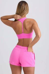 Pantalones cortos de chándal de tiro medio para mujer Sugar Pink personalizados de alta calidad con bolsillos pantalones cortos de gimnasio suaves y transpirables de cintura alta para mujer - Product Image 4