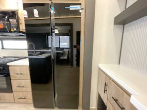 Nouveau camping-car Forest River Elite 32BA-M 2026 - Product Image 3