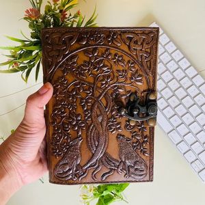 Journal relié en cuir fait à la main exclusif Vintage rétro B5/A7 carnet de croquis de voyage serrure plus proche couverture rigide papier de couleur de l'eau en relief - Product Image 6