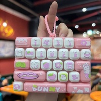 Clavier mécanique anti-stress créatif et mignon à 26 touches, jouet de décompression, porte-clés à bouton de doigt