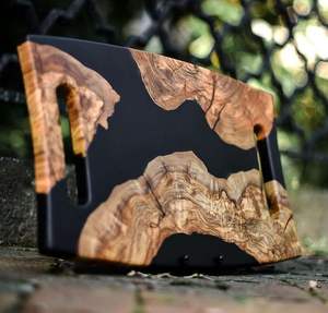 BANDEJA DE RESINA EPOXI DE MADERA CUADRADA DE MOOD Fabuloso diseño decorativo para servir comida en restaurantes de cocina Uso doméstico - Product Image 1