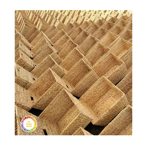 Taille personnalisée Décoration de la maison Panier de rangement Fabriqué à la main Fabricant vietnamien Livraison rapide Jacinthe d'eau Matériel confortable - Product Image 1