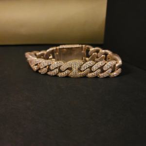 Bracelet Hip Hop pour femme en diamant de culture en or massif 14 carats avec un design exclusif 12CT certifié IGI pour chaque cadeau - Product Image 1