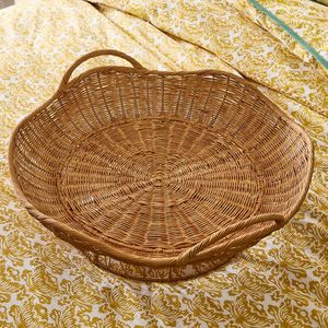 Remise chaude 2024: Plateaux de fruits décoratifs robustes et écologiques du Vietnam avec bordure ondulée et 2 poignées - Product Image 1