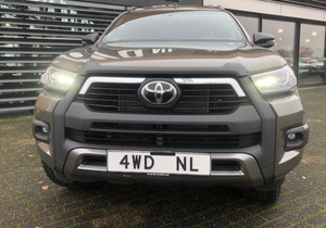 H & S HILUX 2.8TD DIESEL AUTOMATIQUE PICK-UP LHD 2022 TOYOTA VOITURE D'OCCASION D'OCCASION PRÊTEMENT UTILISÉE - Product Image 3