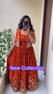 Robe Anarkali et veste en crêpe de soie avec broderie, style pakistanais, très vendue - Product Image 3