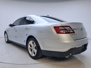 2013 Ford New Taurus SEL * TECHO SOLAR + NO ACCIDENTE + 18R ** Sedán usado de la mejor calidad con cuero Kilometraje real Buen Estado - Product Image 2