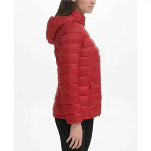 Veste matelassée personnalisée fermeture éclair bulle rembourrée 2024 veste matelassée pour femme dernière conception couleur rouge polyester nylon respirant - Product Image 3
