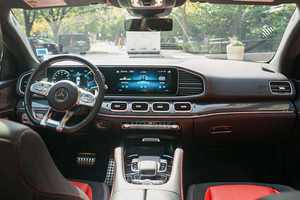 Used 2025 Mid-Size Luxury Coupe 4WD Automatic Transmission Leather Seats <b>Panoramic</b> Sunroof 360 Rear <b>Camera</b> All-Terrain - Product Image 5