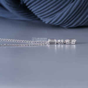 Exquisito Colgante de Diamantes Cultivados en Laboratorio en Oro Blanco de 14K con Múltiples Formas, Joyería de Lujo para Mujer, Color EF, Esmeralda Ovalada Redonda, 2.63g - Product Image 3