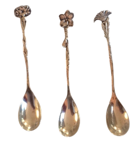 Cuillère de service en laiton de style antique, tête ornementale, vaisselle en métal faite à la main pour la décoration de la maison, pour l'hôtel, le restaurant, la décoration de la maison - Product Image 1