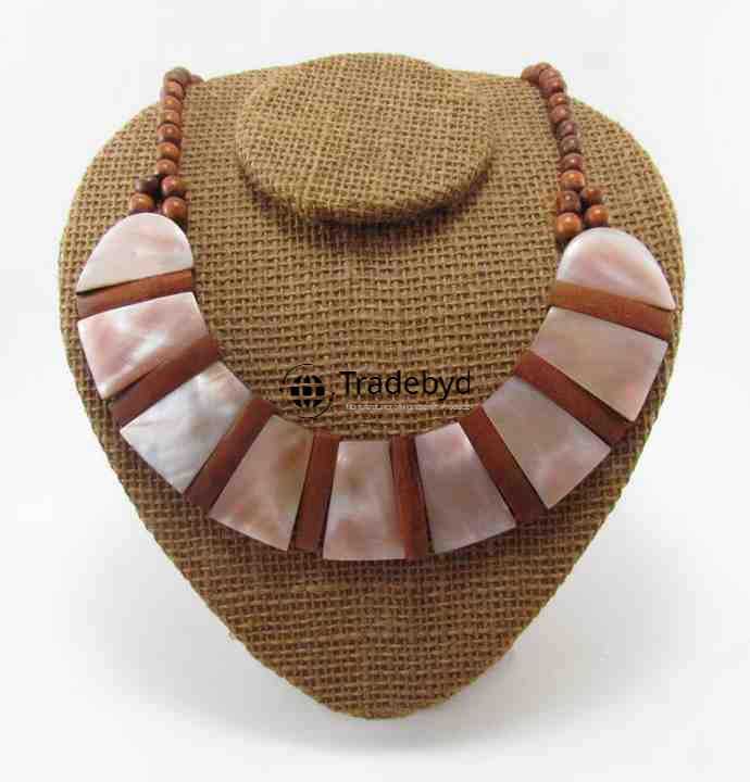 Available in different colore