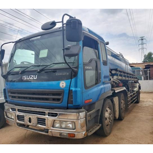 Camión Isuz-u Giga usado con servicio completo y listo para operaciones de logística y transporte de servicio pesado - Product Image 3