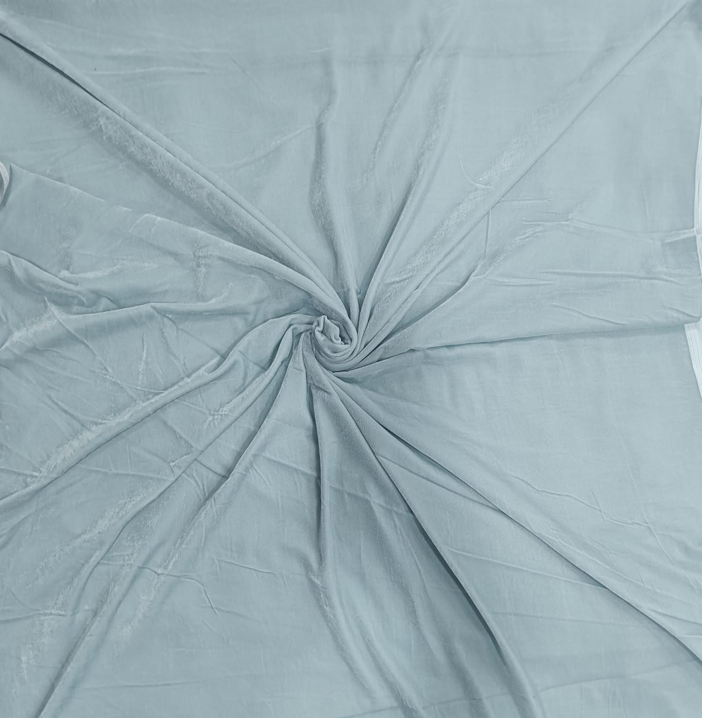 สีเทาอ่อน 115