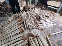 Fábrica de patas de muebles de madera en Vietnam Construcción de madera dura Premium Adecuada para sillas Sofás Gabinetes y mesas de alta calidad