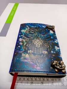 Hecho a medida captura su viaje en un lujoso diario encuadernado en cuero, ideal para regalar y uso personal y de oficina - Product Image 2