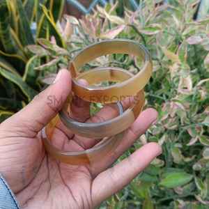 Brazaletes Hechos a Mano con Cuerno de Búfalo Natural para Mujer, Ecológicos, Impermeables, Ligeros, Accesorio Diario, Técnica Pulida, Artesanía - Product Image 1