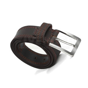 Ceinture en cuir durable avec finition lisse et ajustement réglable, idéale pour les tenues formelles, les tenues décontractées et l'usage quotidien - Product Image 2